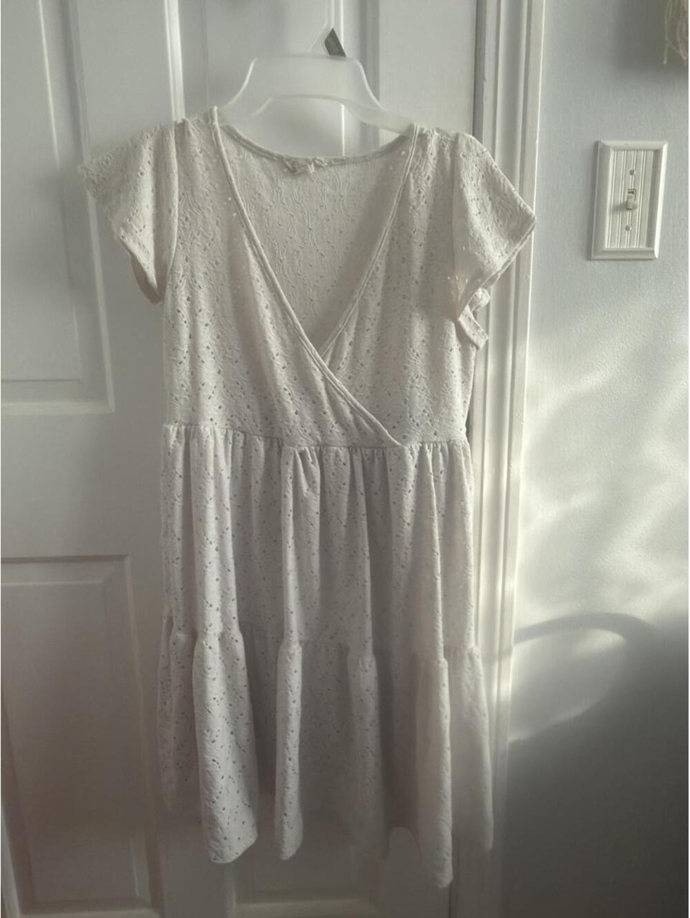 Jessica Simpson Women's White Dress